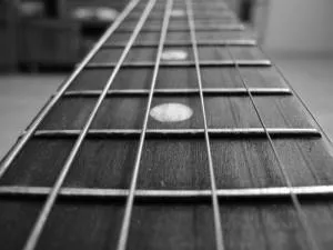 Mit kell tudni a húrok a gitár és hogyan kell választani