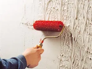 Dekoratív vakolat gitt a szokásos kezével videók és fotók