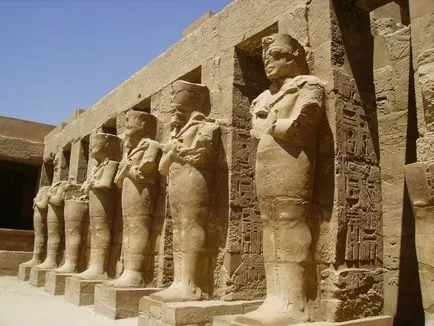 A templom komplexum Karnak