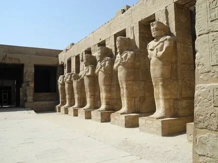 A templom komplexum Karnak
