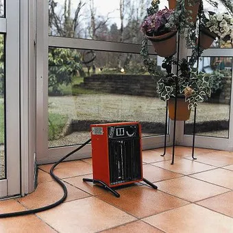 Elektromos fűtési rendszer egy vidéki ház összehasonlítása típusú elektromos fűtőtestek,