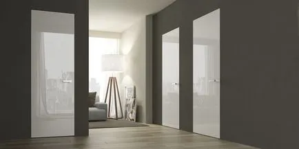Ajtó nélkül architraves felfüggesztett belső rejtett doboz, fotó a belső (burkolatok) Ajtó nélkül architraves felfüggesztett belső rejtett doboz, fotó a belső