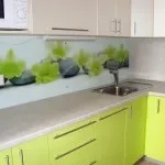 Kötény konyhai üveg fotó telepítési utasításokat a kezüket, az érvek és ellenérvek, vélemények