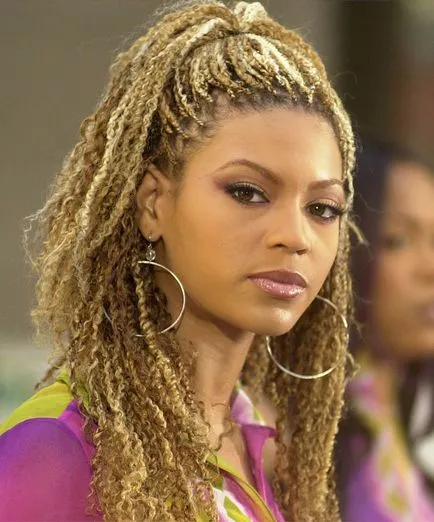 Az evolúció a kép Beyonce, hogyan kell változtatni a frizura és smink hírességek (Beyonce) Az evolúció a kép Beyonce, hogyan kell változtatni a frizura és smink hírességek