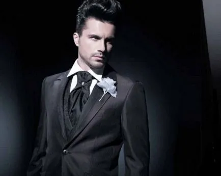 Tie vagy sál pillangó