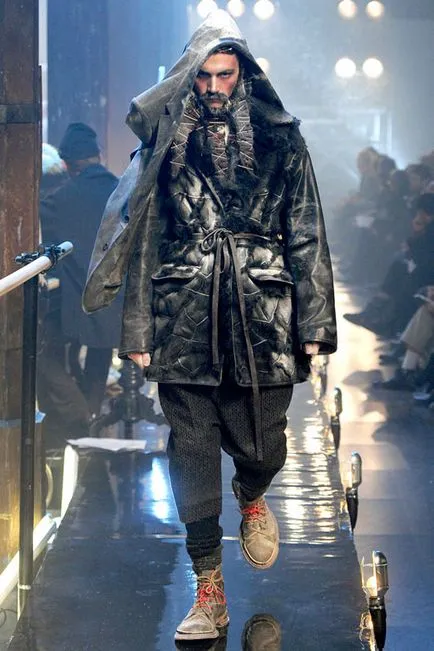Galliano, John, divat enciklopédia