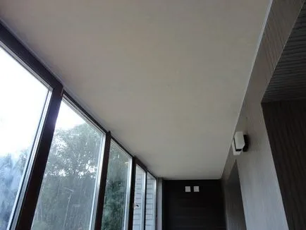 Mit jelentenek a mennyezet a loggia