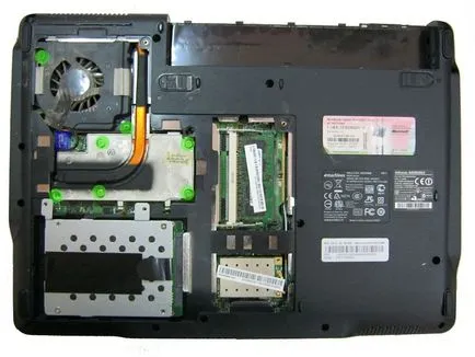 Ez a blog, hogyan kell szétszedni a laptop eMachines D620 (eMachines) Ez a blog, hogyan kell szétszedni a laptop eMachines D620