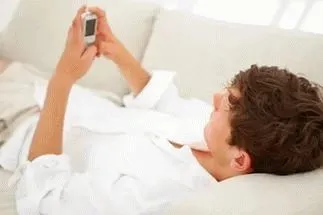 Összeesküvés srác írjon vagy telefonáljon