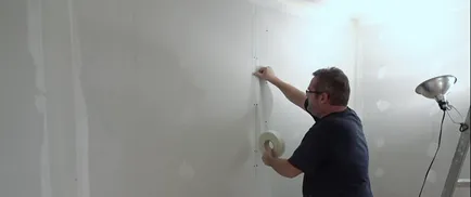 Gipszkarton varratok vannak zárva