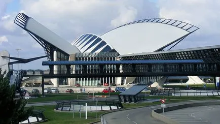 Hogyan lehet eljutni a Párizs központjában repülőtér Charles de Gaulle
