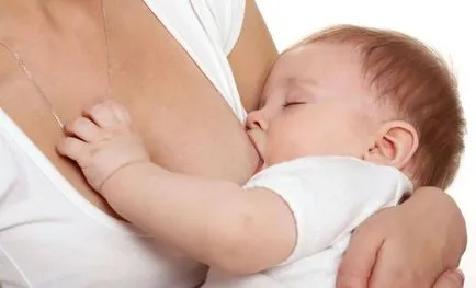 Milyen gyakran kell etetni egy újszülött csecsemő az anyatej és a keveréket a (gyerek) Milyen gyakran kell etetni egy újszülött csecsemő az anyatej és a keveréket a