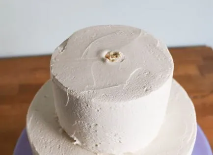 Hogyan máz egy esküvői torta vajkrém