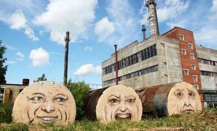 külföldi oldalakon