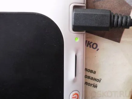 Cseréje egy törött USB-nyílás a lemez