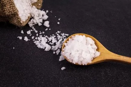 Hogyan húzza hagymát könnyek nélkül