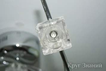 Hogyan változtassuk meg a halogén izzót a csillár - egy kört a tudás