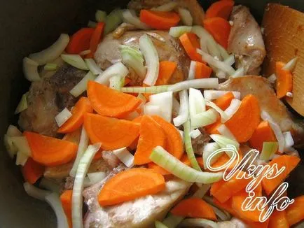 Hogyan eloltani egy nyulat tejföl recept egy fotó