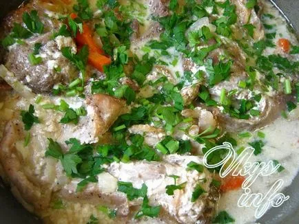 Hogyan eloltani egy nyulat tejföl recept egy fotó