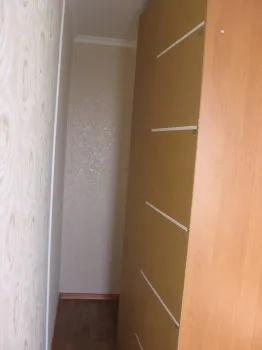 Hogyan tedd magad szekrény toló utasításokat fotókkal függetlenül össze- és szétszerelhető (csúszó szekrény kezük rajz szerelvény fotó) Hogyan tedd magad szekrény toló utasításokat fotókkal függetlenül össze- és szétszerelhető