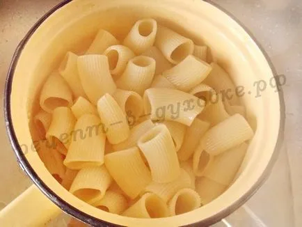 Hogyan kell főzni a cannelloni a hús a sütőben recept fényképpel (cannelloni darált hús a sütőben) Hogyan kell főzni a cannelloni a hús a sütőben recept egy fotó