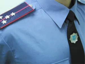 Hogyan lehet csatolni a hevedereket a póló - ing érdekében