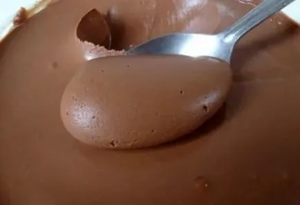 Hogyan készítsünk egy krém torta dekoráció - puding és olaj (ékszerek) Hogyan készítsünk egy krém torta dekoráció - puding és az olaj