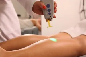 Wen lábán, hogyan kell eltávolítani Lipoma térd comb okok