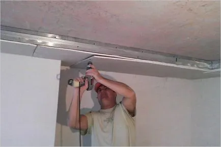 Hogyan készítsünk egy doboz mennyezeti gipszkarton kezükkel (gipszkarton) Hogyan készítsünk egy doboz mennyezeti gipszkarton kezükkel