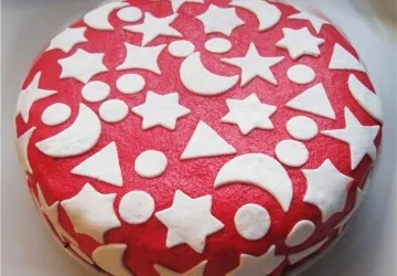 Hogyan készítsünk dekorációk a torta saját kezűleg (ékszerek) Hogyan készítsünk dekorációk a torta a kezével