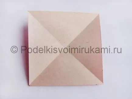 Hogyan lehet a papír tulipán a kezükből (csinálni) Hogyan lehet a papír tulipán a saját kezét