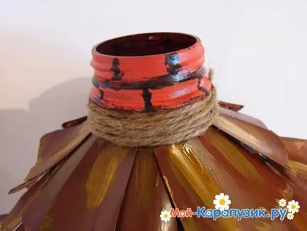Hogyan készítsünk egy madárház egy műanyag palack 5 liter (gallon) Hogyan készítsünk egy madárház egy műanyag palack 5 liter