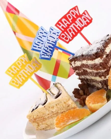 Hogyan lehet díszíteni egy táblázatot gyermek születésnapját - 8 felső trükkök (születésnap) Hogyan lehet díszíteni egy táblázatot gyermek születésnapját - 8 felső trükkök