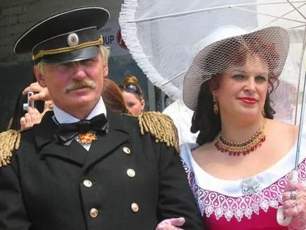 Keresi a katonatisztek és a férfiak itt Love (szerelem) Keresi a katonatisztek és a férfiak szeretik itt