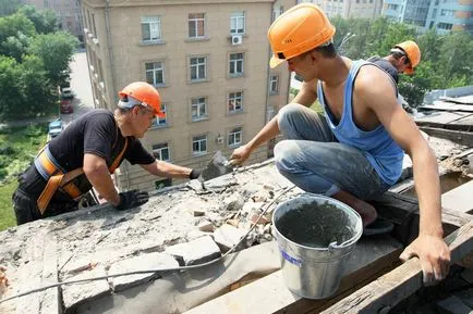 Felújítás és a jelenlegi javítás a tető egy épület, az árak és a költségek