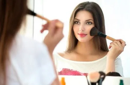 Por ecset (26 fotó) Hogyan válasszuk ki egy ecsetet, és hogy mi a legjobb pirosító származó Oriflame, értékelés (kiválasztás) Por ecset (26 fotó) Hogyan válasszuk ki egy ecsetet, és hogy mi a legjobb pirosító származó Oriflame, vélemények