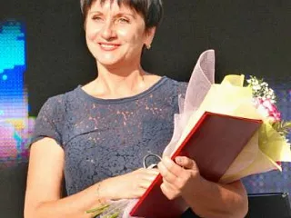A nap a kulturális munkások Ludmila Panina a kreativitás és hagyomány (dolgozók) A nap a kulturális munkások Ludmila Panina a kreativitás és hagyomány