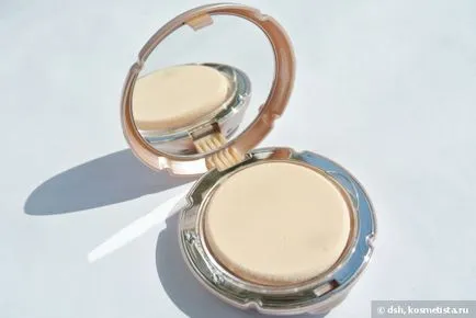 Koreai luxe por sooryehan jinonbit kétirányú torta spf43 PA nem (Swatch) Koreai luxe por sooryehan jinonbit kétirányú torta spf43 PA nem