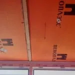 A tető alatt az erkélyen kezét, hogyan, hogy a javításokat és a szigetelés (hogyan lehet egy tetőt az erkély kezét) A tető alatt az erkélyen kezét, hogyan, hogy a javításokat, és a hőszigetelés