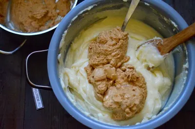 Torta otthon - lépésről lépésre recept, hogyan kell főzni fotókkal