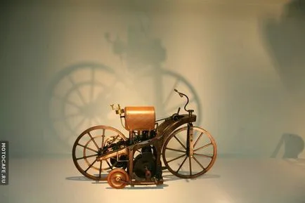 A rövid története A magyar motorkerékpár (cikk) A rövid története A magyar motorkerékpár