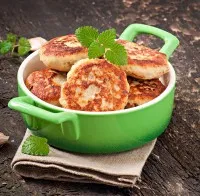 Csirke a csomagban a sütéshez - lépésről lépésre recept egy fotót a kész étel