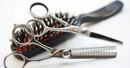 Létra a rövid haj fodrász otthon (haircut) Létra a rövid haj fodrász otthon