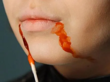 Smink Halloween nők, gyermekek és a lányok otthon, hogyan lehet a saját kezét (gyermek) Smink Halloween otthon a lányok, és a lányok, hogyan lehet a saját kezét