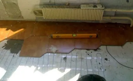 Mi a jobb, hogy a csempe a fürdőszobában (i csempe fürdőszoba emelet) Mi a jobb, hogy a csempe a fürdőszobában