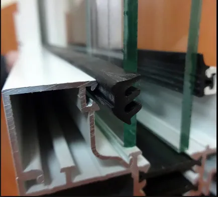 Ablak üvegezés gyöngy fa és más lehetőségeket, hogyan lehet eltávolítani vagy