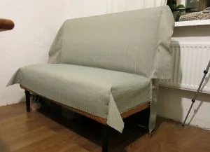 Blanket a kanapén a kezét, a rendelkezésre álló anyagok, technológiák tippek (fátyol) Blanket a kanapén a kezét, a rendelkezésre álló anyagok, technológiák tippek