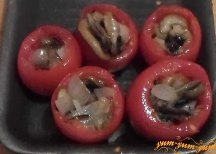 Paradicsom Gombával töltött sült a kemencében - egy recept fotó (paradicsom) Paradicsom Gombával töltött sült a kemencében - a recept egy fotó