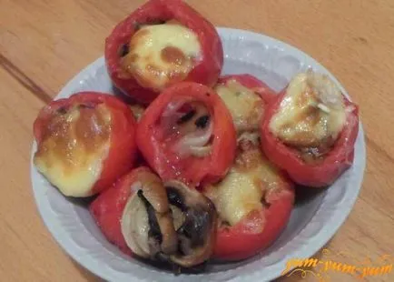 Paradicsom Gombával töltött sült a kemencében - egy recept fotó (paradicsom) Paradicsom Gombával töltött sült a kemencében - a recept egy fotó