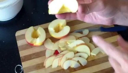 Inkrementális torta receptje finom almás pite (evőkanál növényi olaj) Lépésről lépésre recept egy finom almás pite almás pite